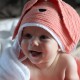 Hi Little One ręcznik okrycie kąpielowe z kapturem 100x100 cm SLEEPY BUNNY Dark Oak Light